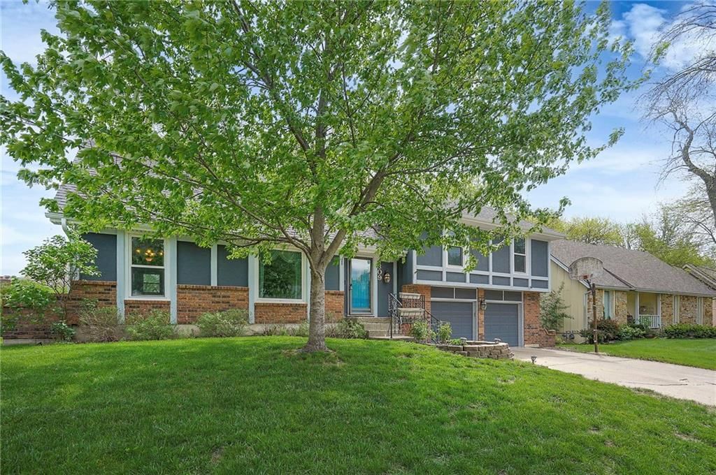 309 NE Country Lane — photo 3