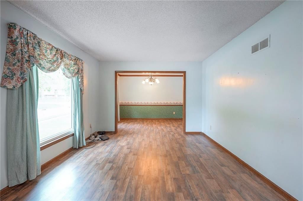 309 NE Country Lane — photo 8