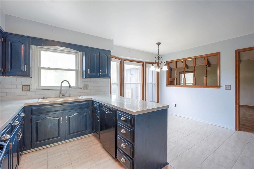 309 NE Country Lane — photo 14