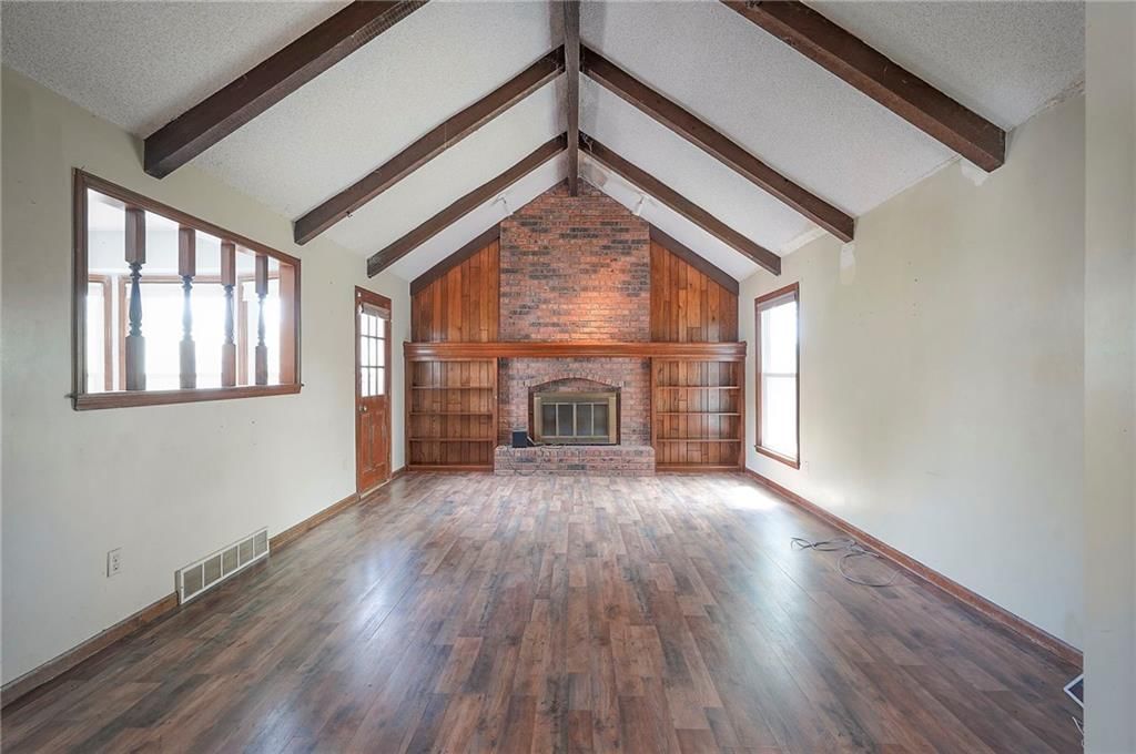 309 NE Country Lane — photo 21