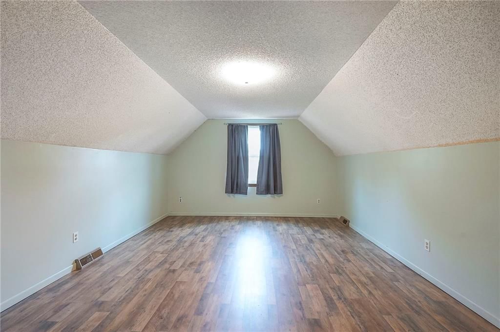 309 NE Country Lane — photo 31