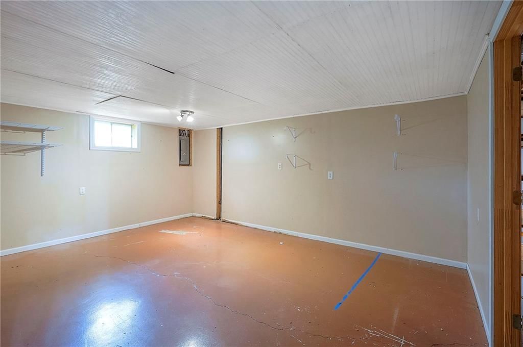 309 NE Country Lane — photo 35