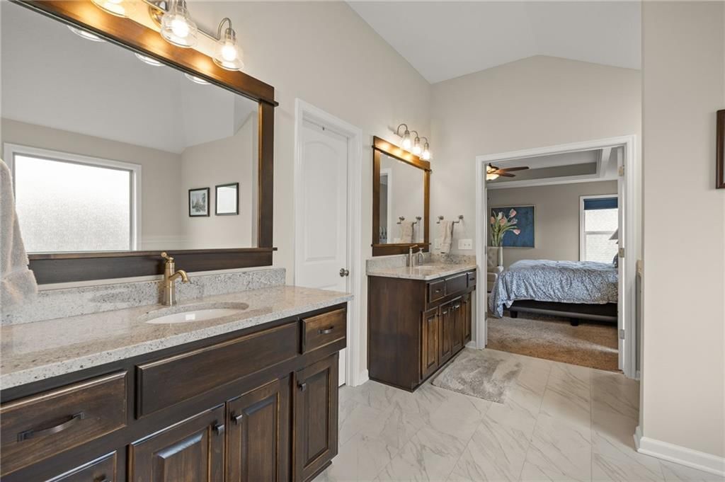 16424 Perry Street — photo 31