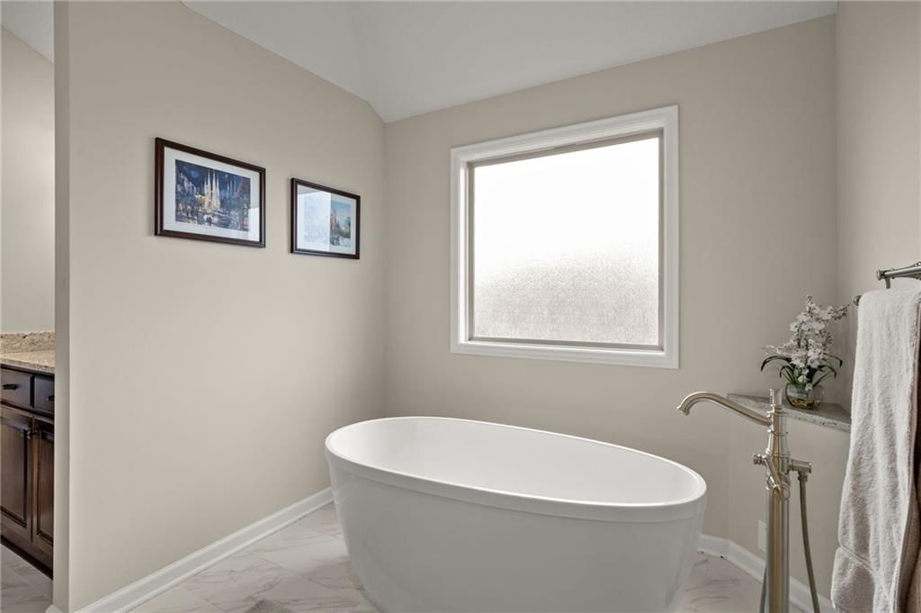 16424 Perry Street — photo 32