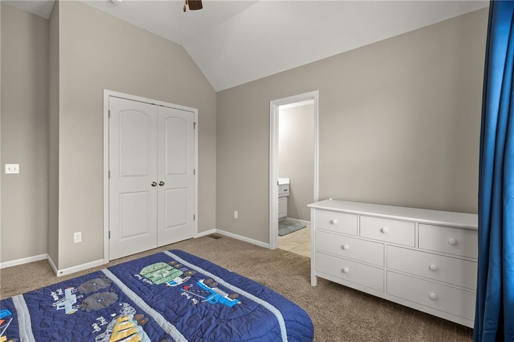 16424 Perry Street — photo 36
