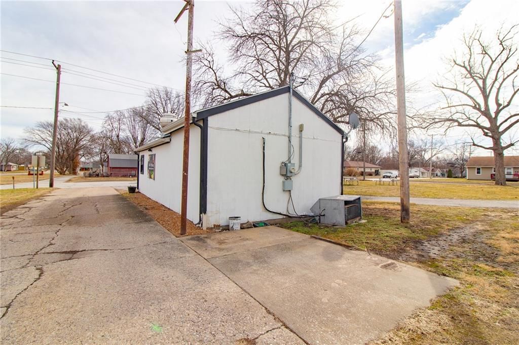 755 W Clay Street — photo 7