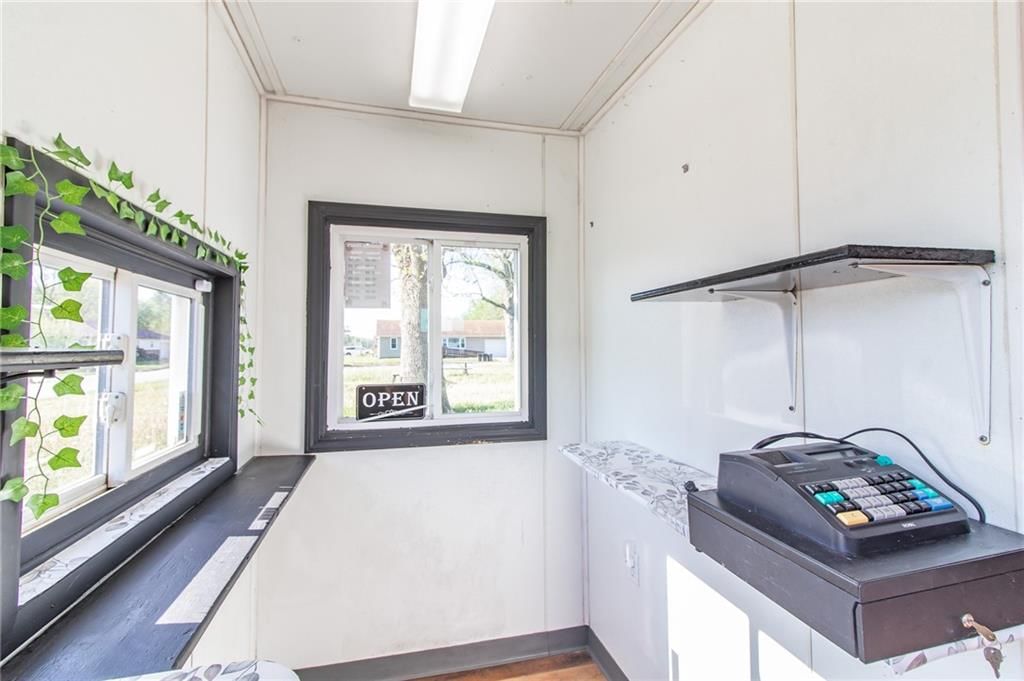 755 W Clay Street — photo 13