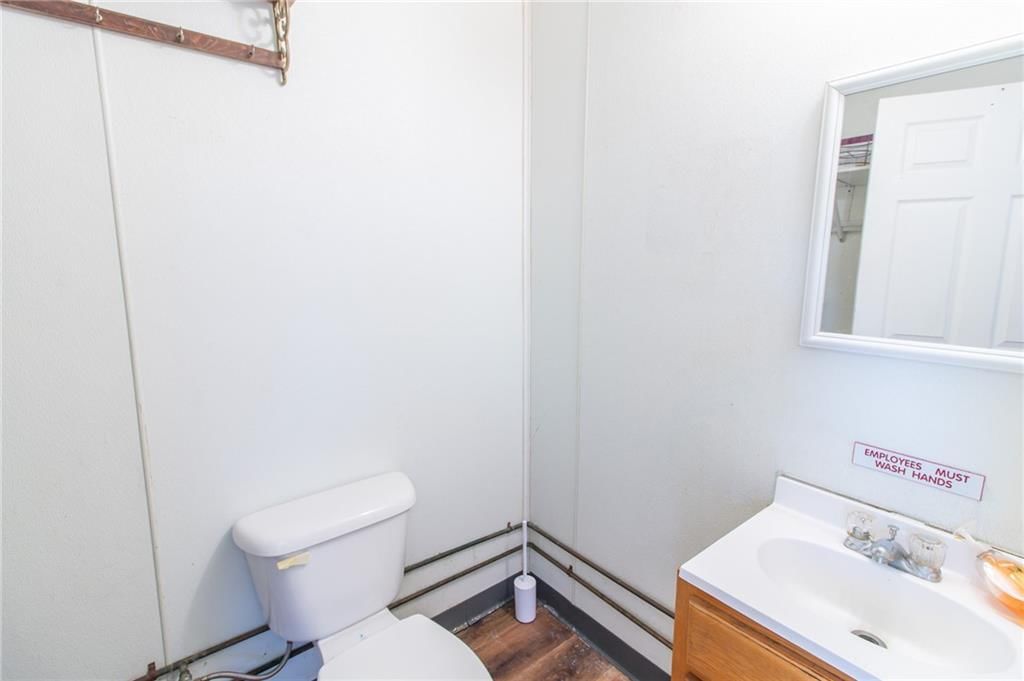 755 W Clay Street — photo 19
