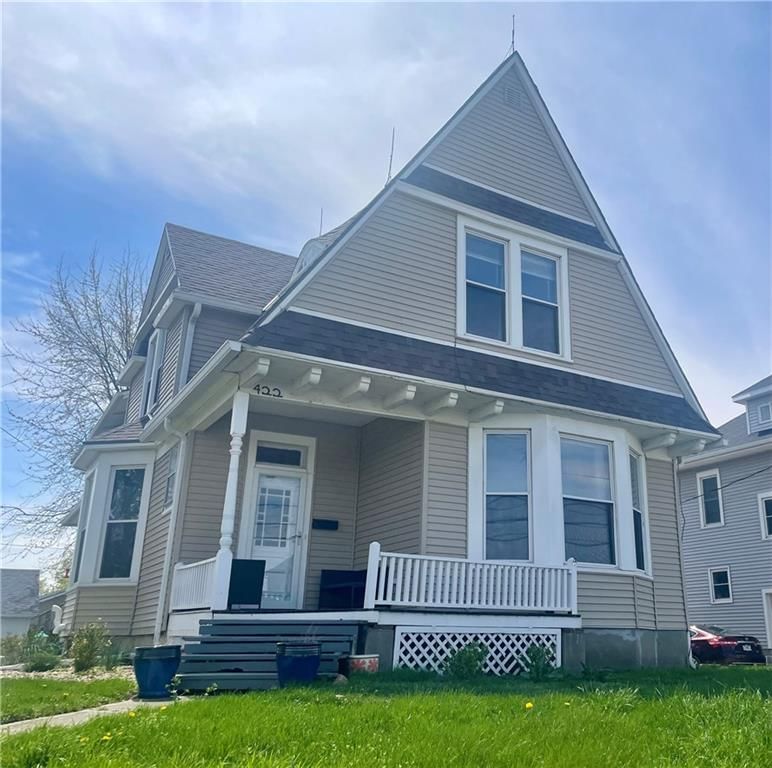 422 E 1st Street, Maryville, MO