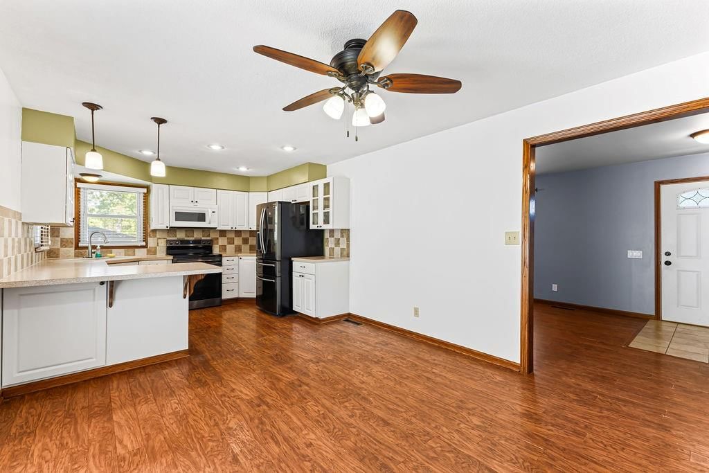 332 Lincoln Drive — photo 20