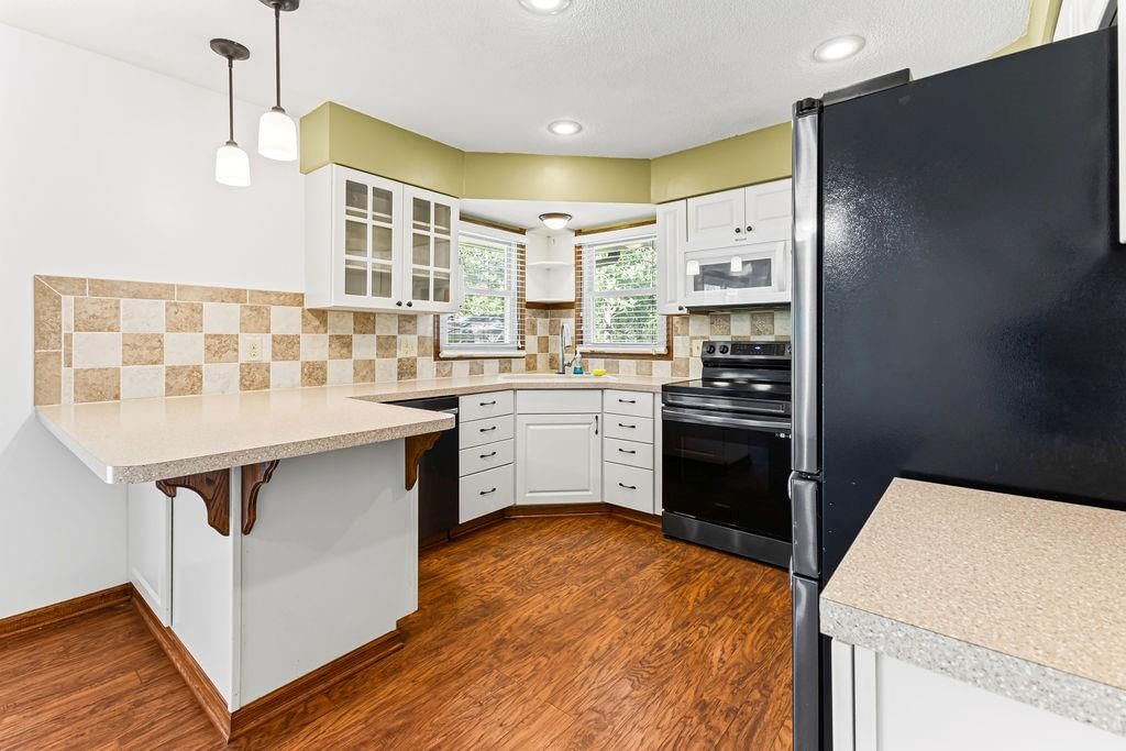 332 Lincoln Drive — photo 22
