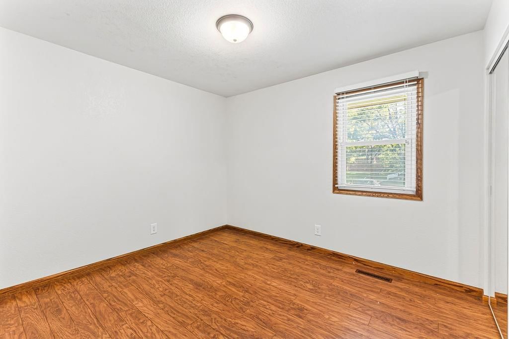 332 Lincoln Drive — photo 27