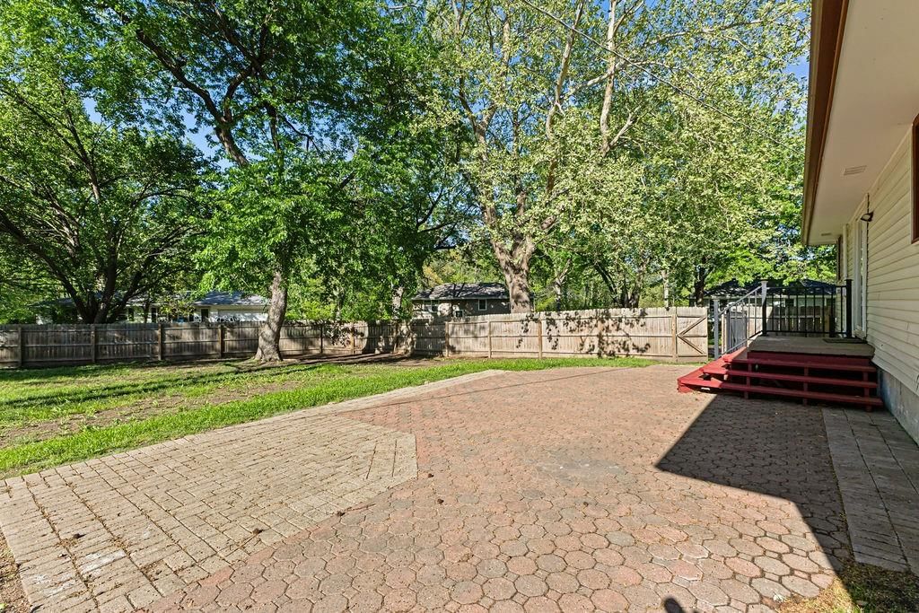 332 Lincoln Drive — photo 47