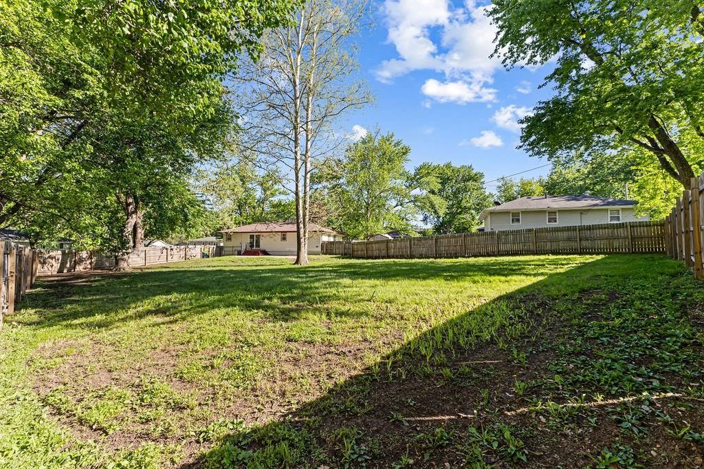 332 Lincoln Drive — photo 51