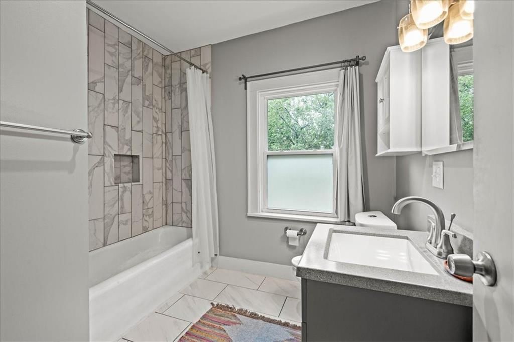 7426 Wayne Avenue — photo 17