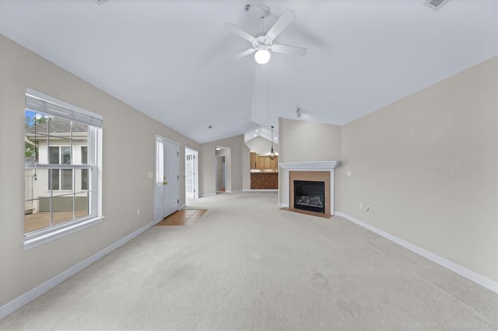 7127 Meadow View Street — photo 5