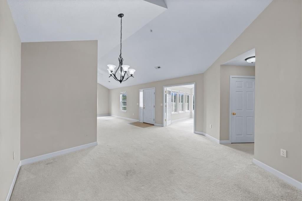 7127 Meadow View Street — photo 8