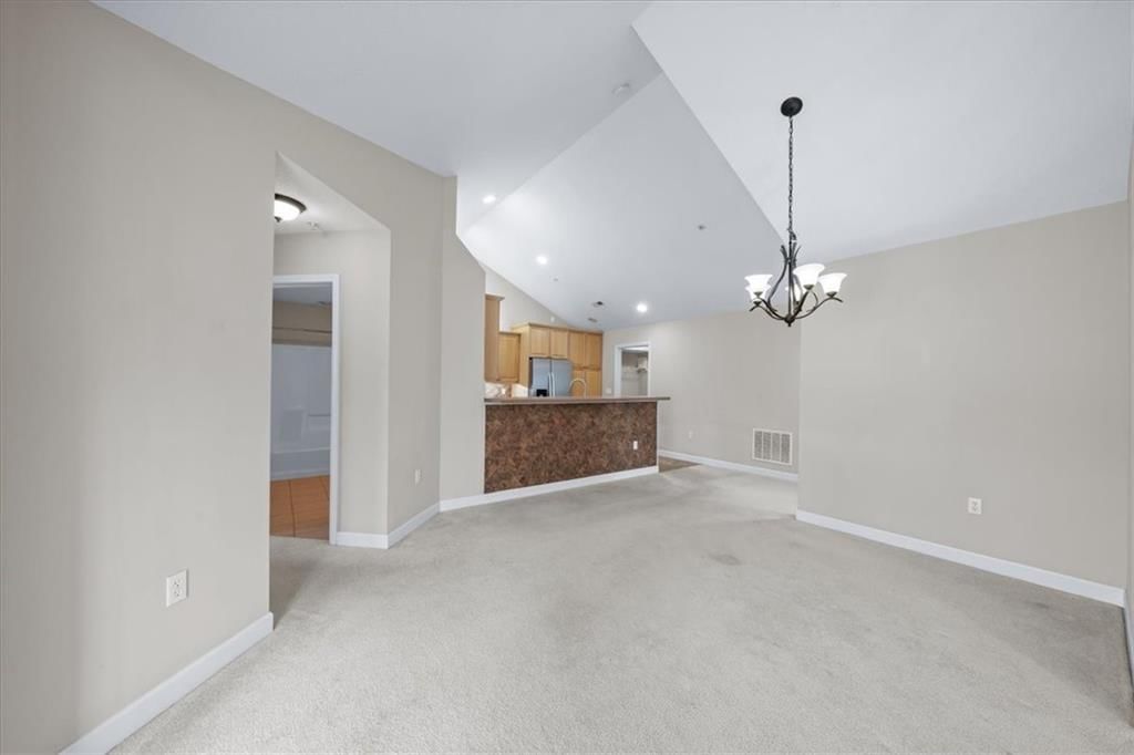 7127 Meadow View Street — photo 9