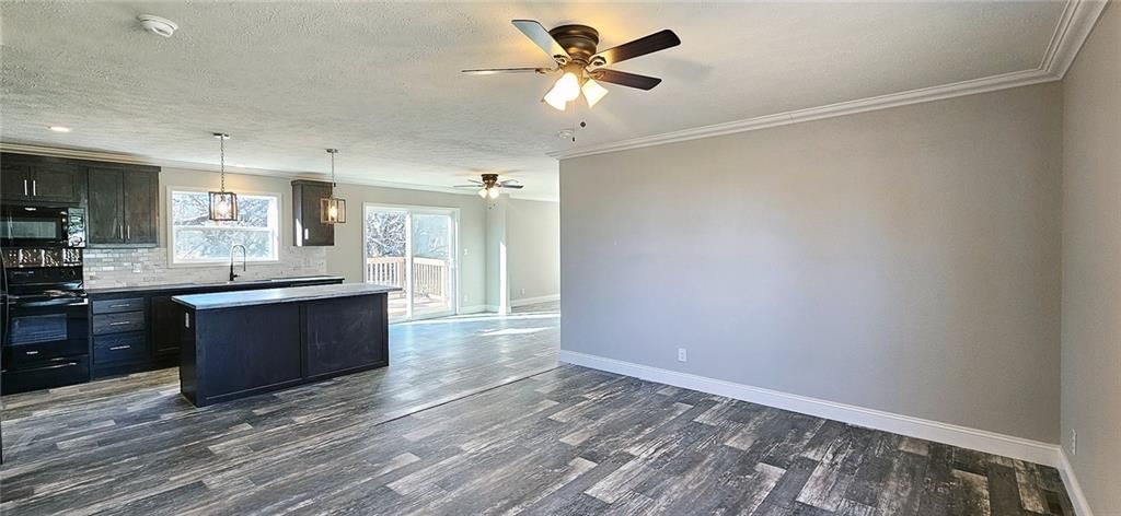 408 S Pine Street — photo 5
