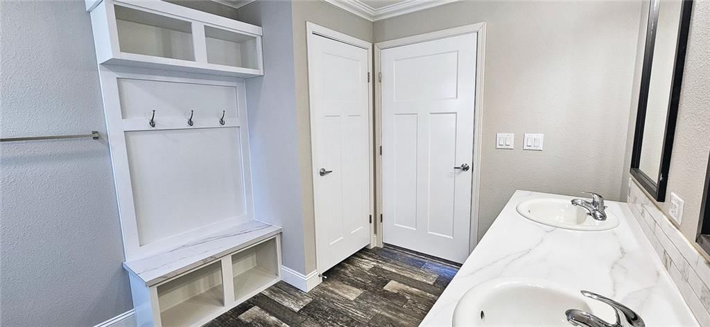 408 S Pine Street — photo 12