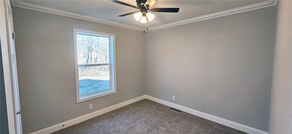 408 S Pine Street — photo 14