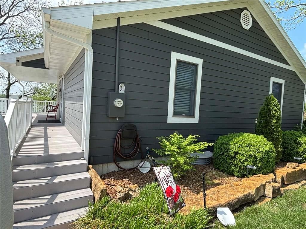 Photo 6 of 36 - 842 195th Street, Fort Scott, KS 66701
