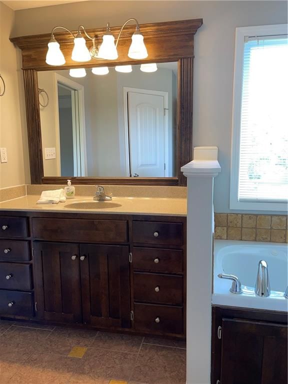 1104 Tamarisk Drive — photo 16