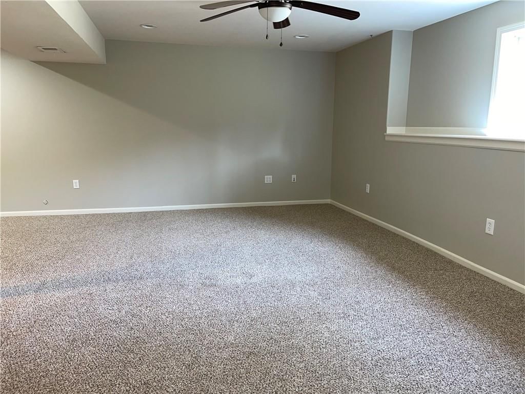 1104 Tamarisk Drive — photo 23