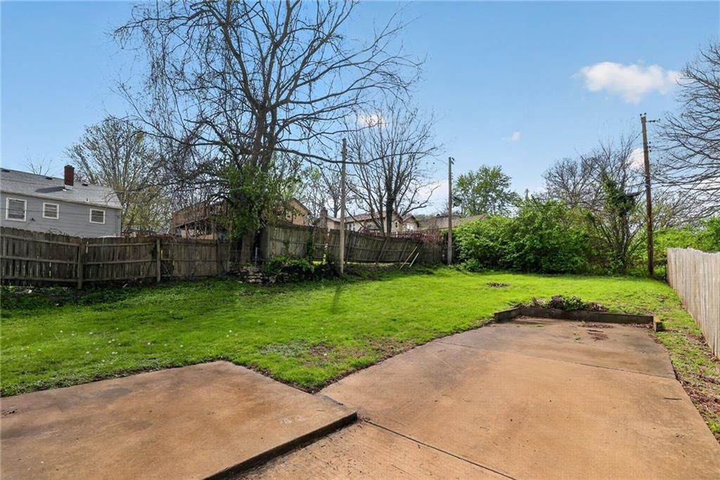 5842 Bellefontaine Avenue — photo 30