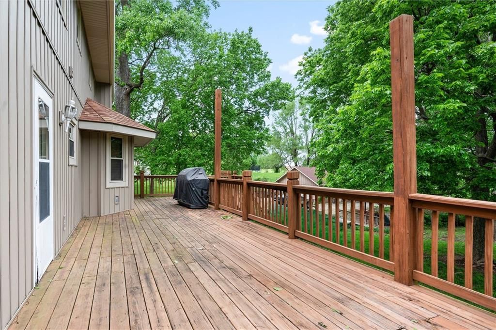 15120 Briarwood Drive — photo 24