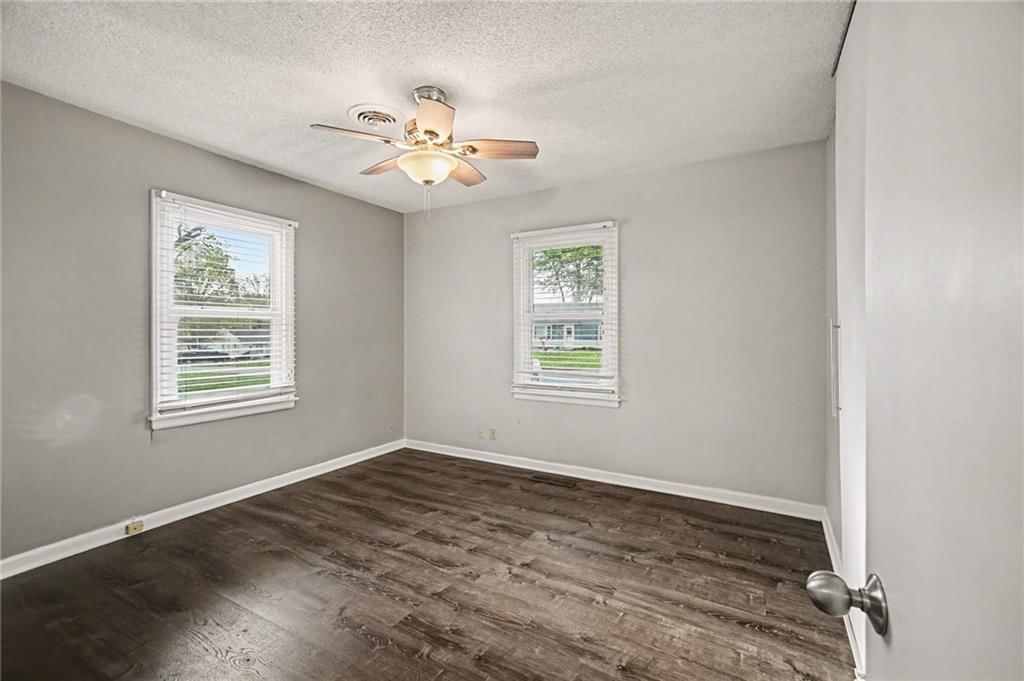 608 NE 67th Street — photo 11