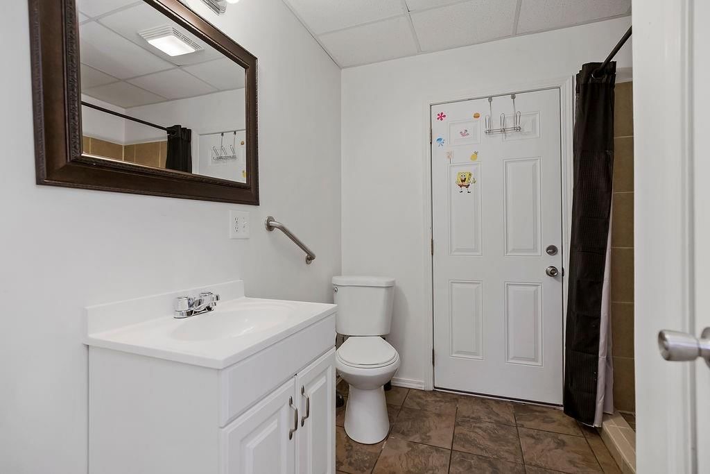 1307 Honeysuckle Court — photo 16