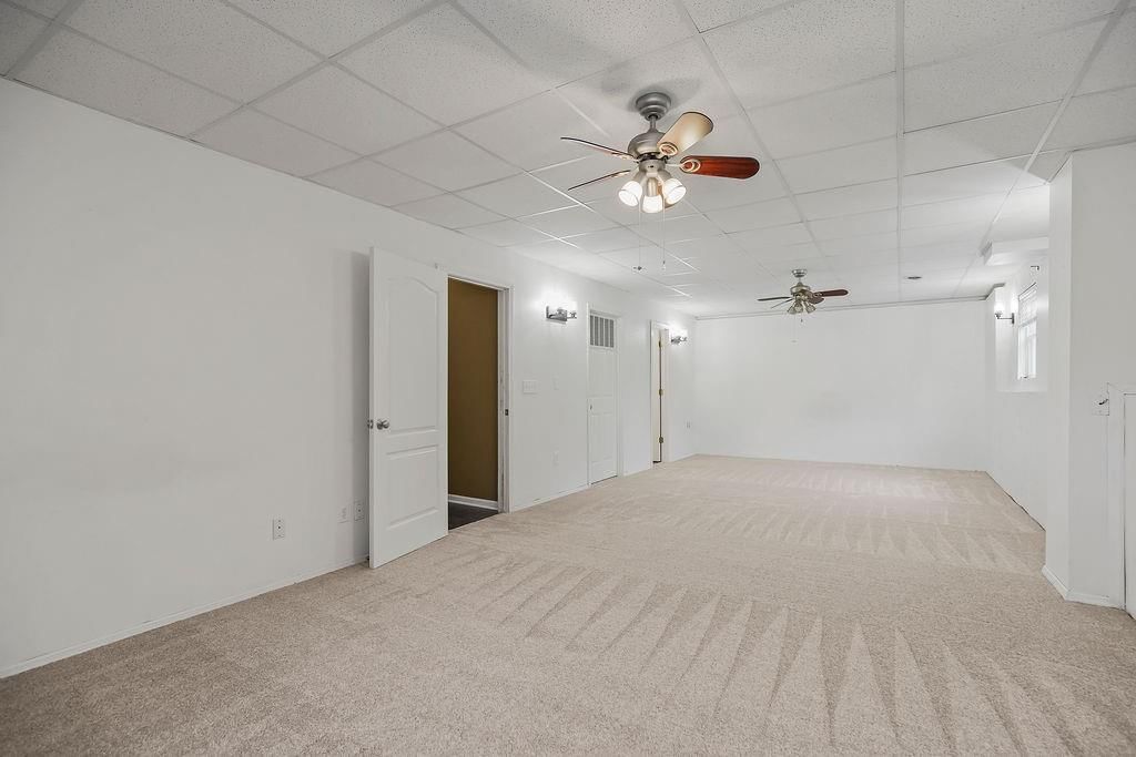 1307 Honeysuckle Court — photo 23