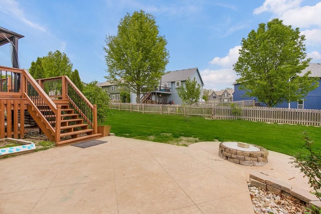 1307 Honeysuckle Court — photo 26