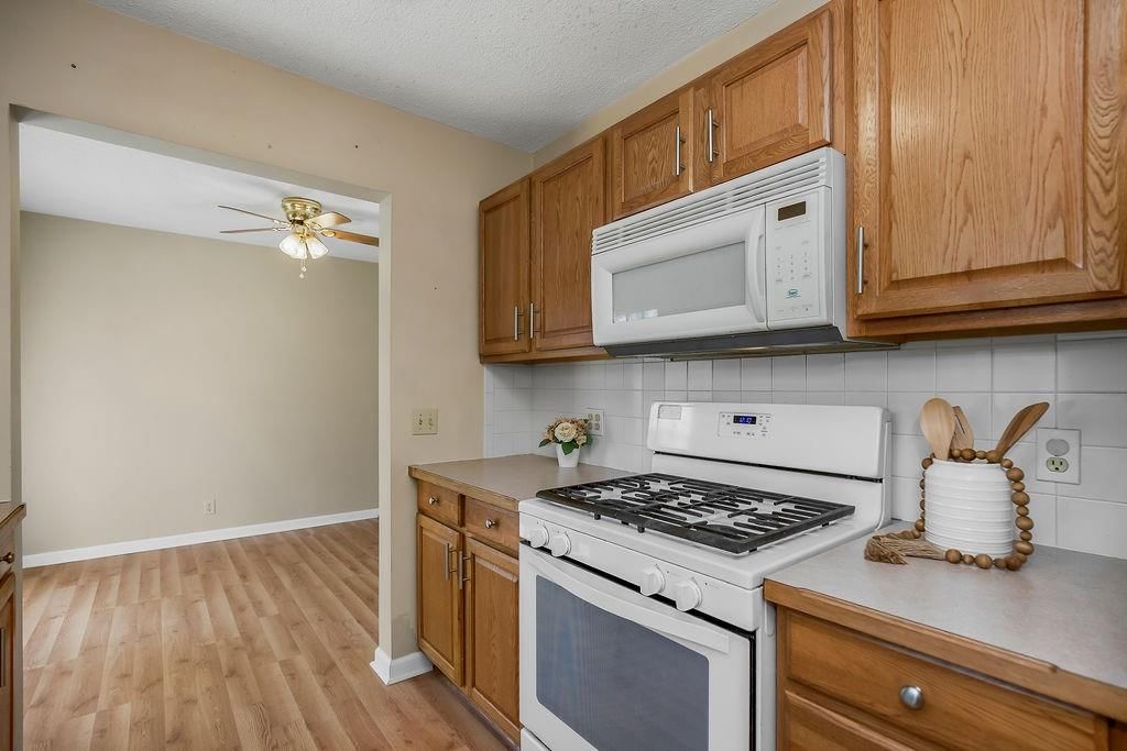 3405 S Arlington Avenue — photo 9