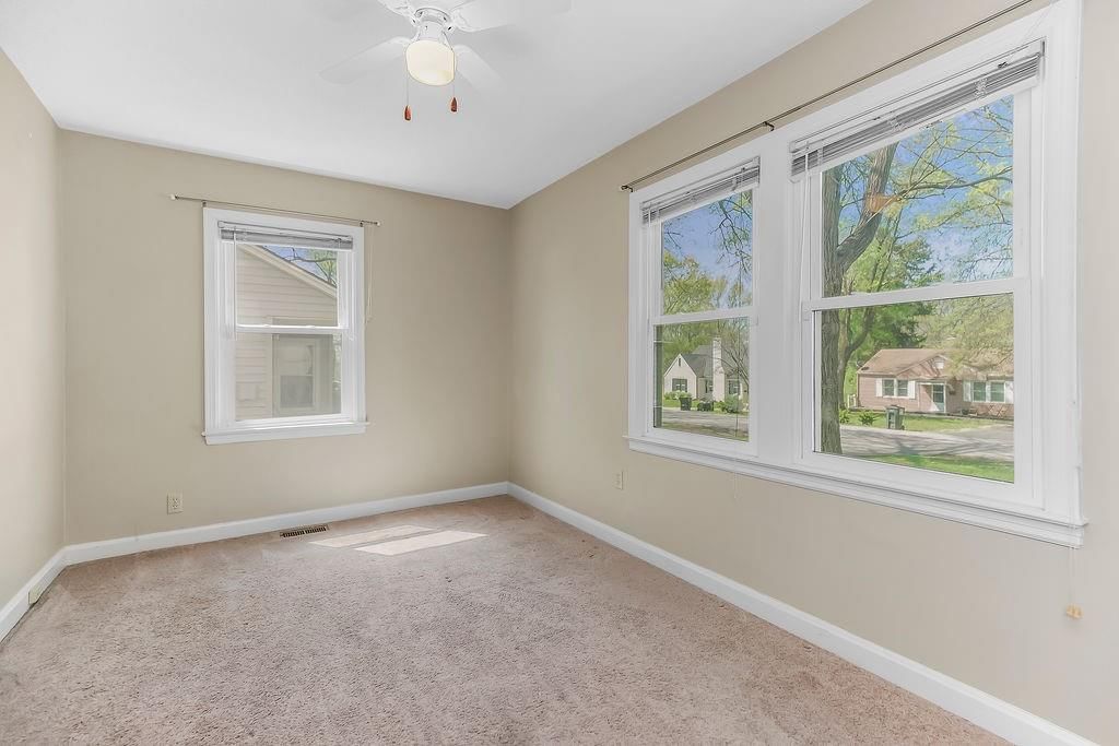 3405 S Arlington Avenue — photo 13