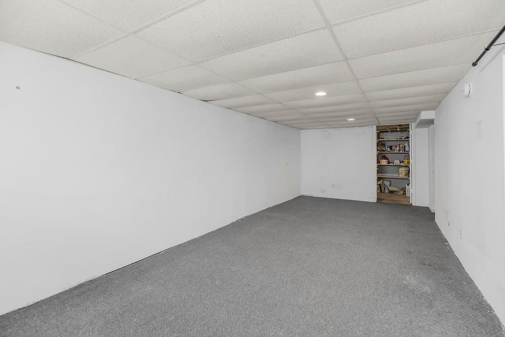 3405 S Arlington Avenue — photo 19