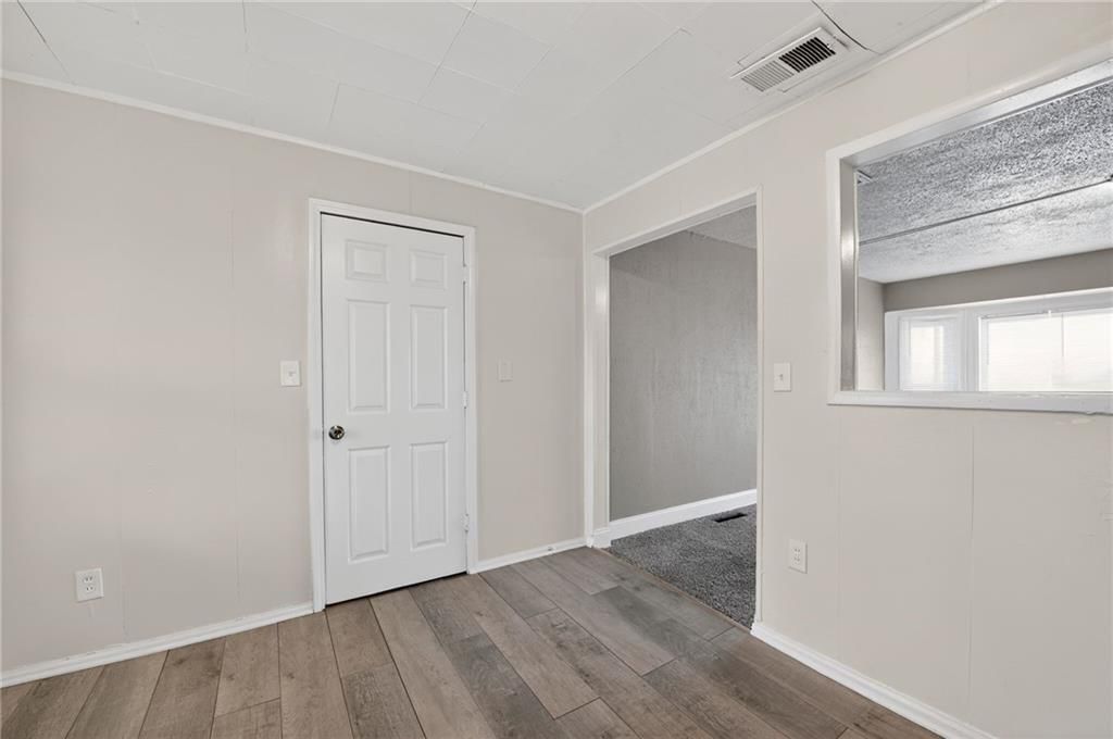 7413 E 56TH Terrace — photo 8