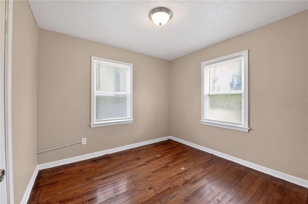 7413 E 56TH Terrace — photo 11