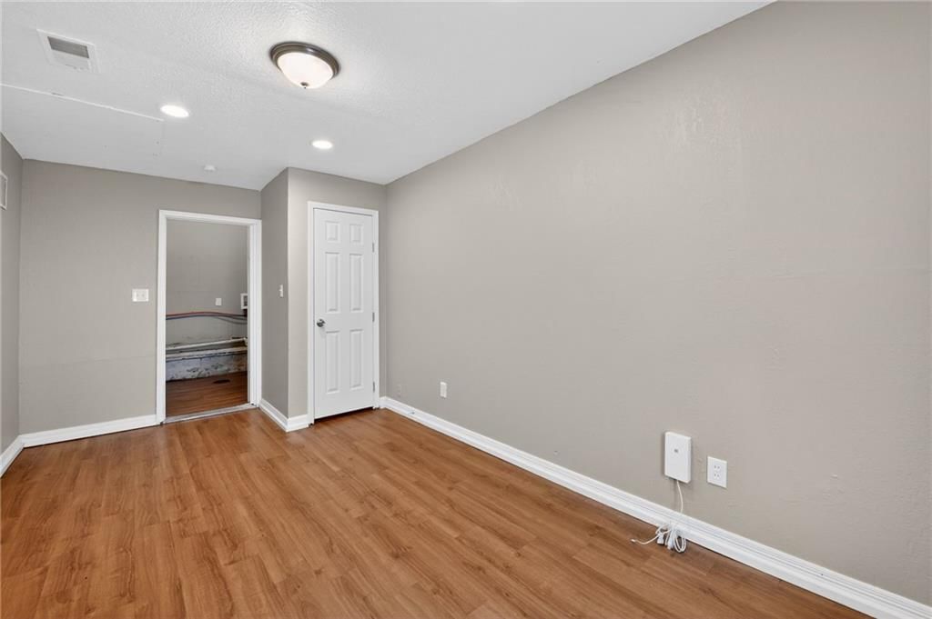 7413 E 56TH Terrace — photo 12