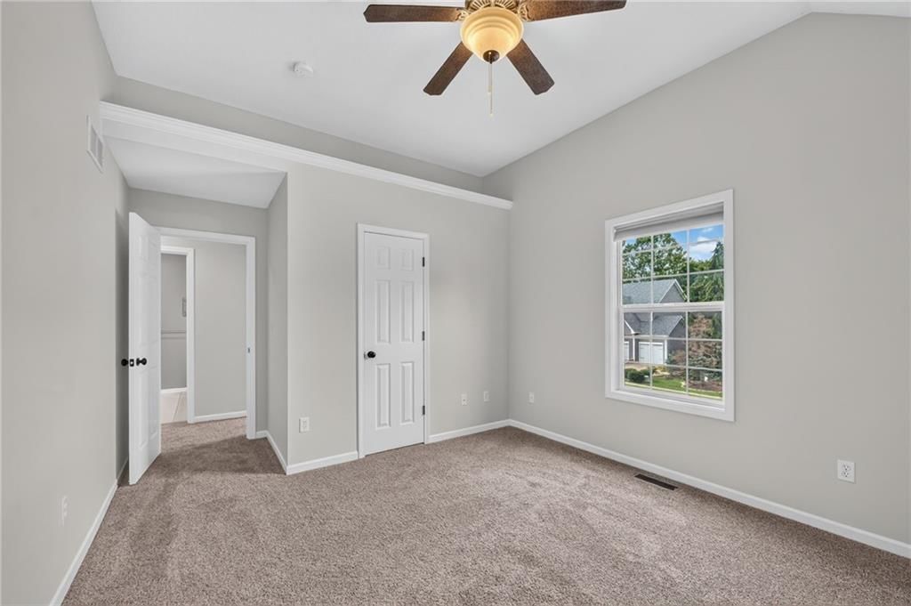 6719 NW Monticello Terrace — photo 42