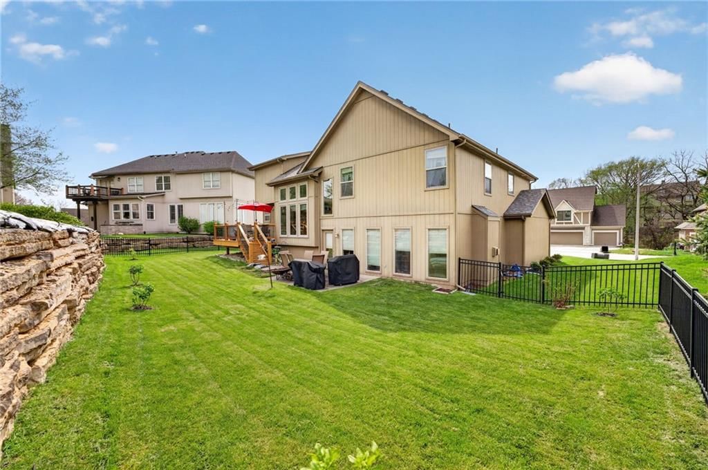 6719 NW Monticello Terrace — photo 48