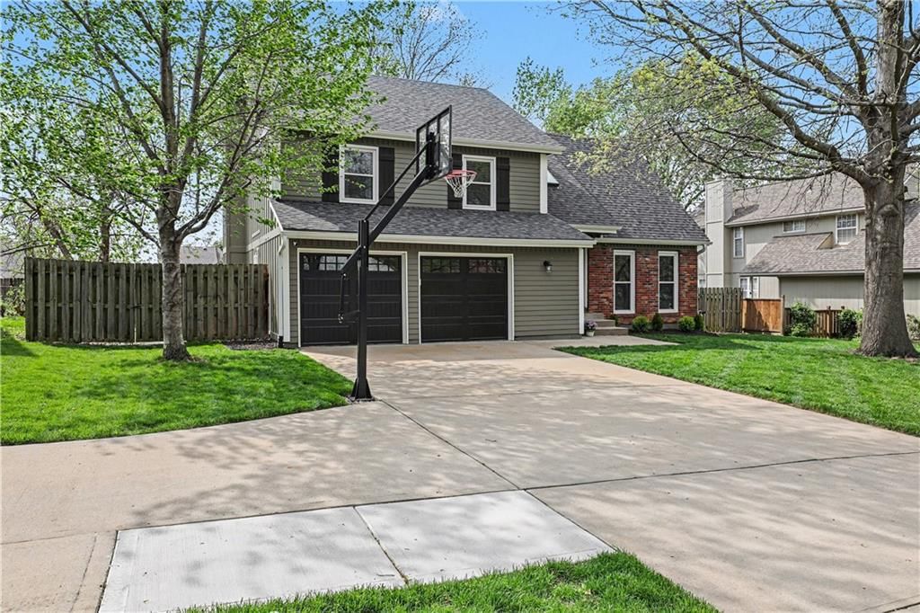 8908 LAMAR Avenue — photo 2