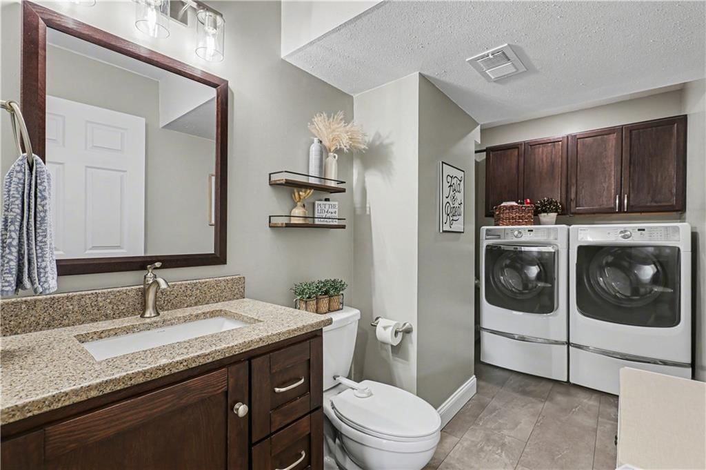8908 LAMAR Avenue — photo 14