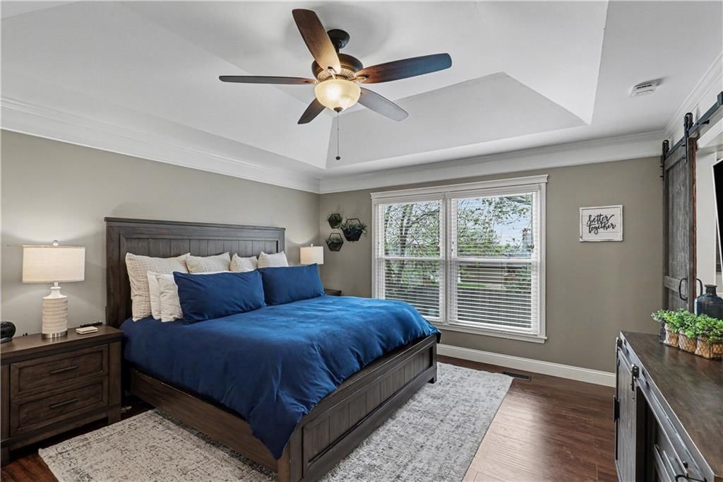 8908 LAMAR Avenue — photo 17