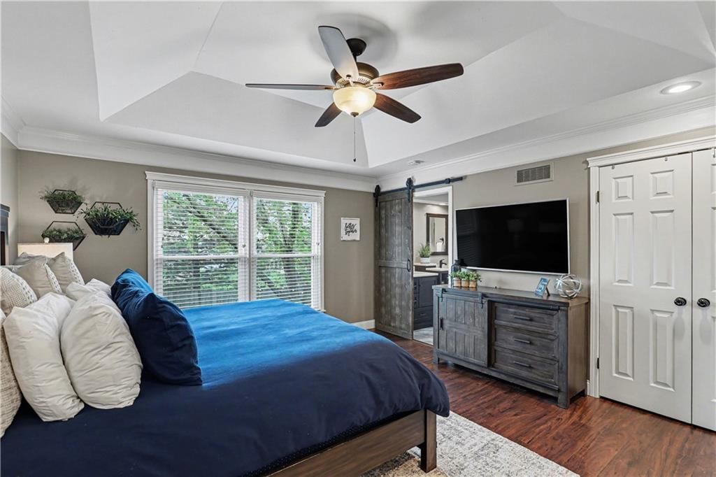8908 LAMAR Avenue — photo 18