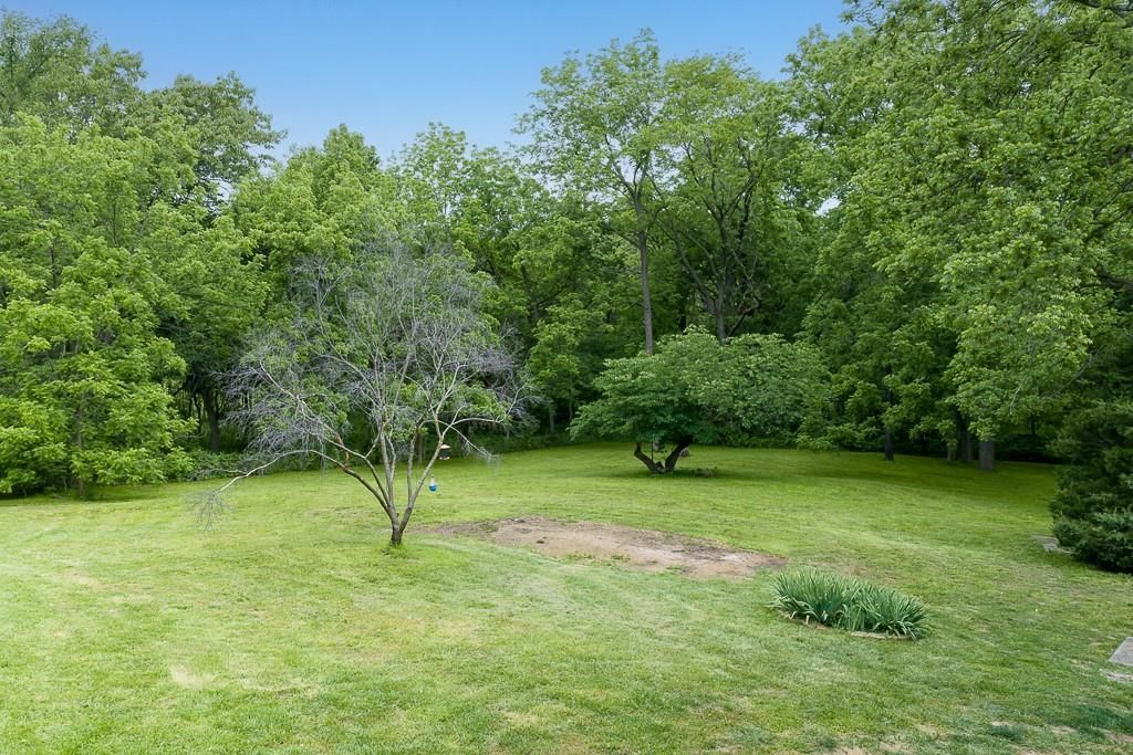 2906 N Hutton Road — photo 31
