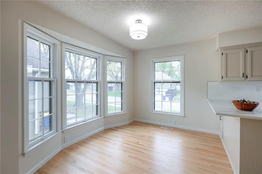 203 NE Crescent Street — photo 6