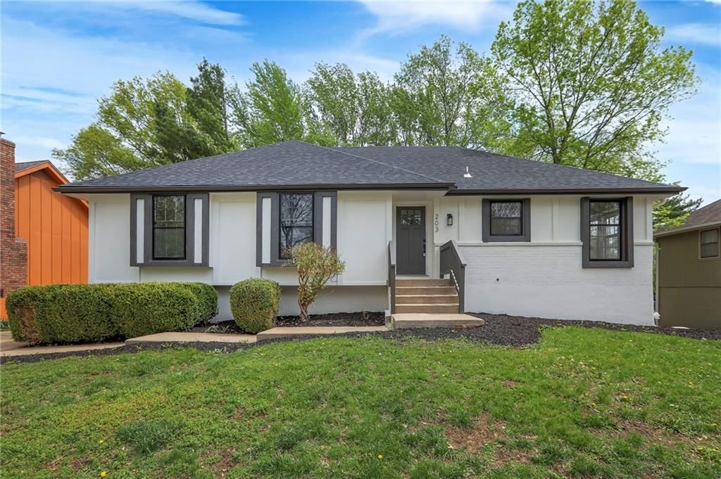 203 NE Crescent Street — photo 24