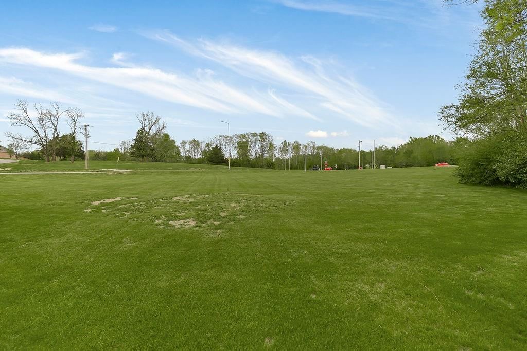 3647 Tonganoxie Road — photo 2